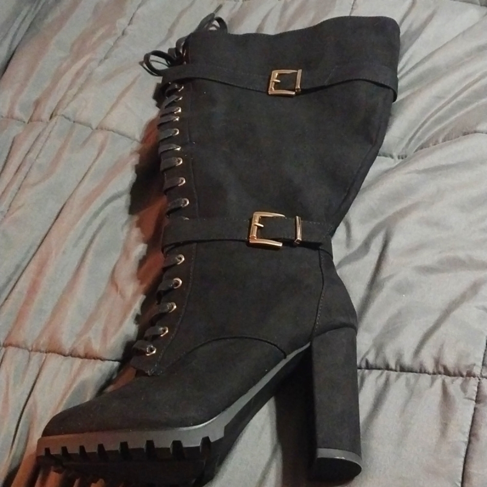 Shoedazzle Rangi tall block heel boot extra wide calf